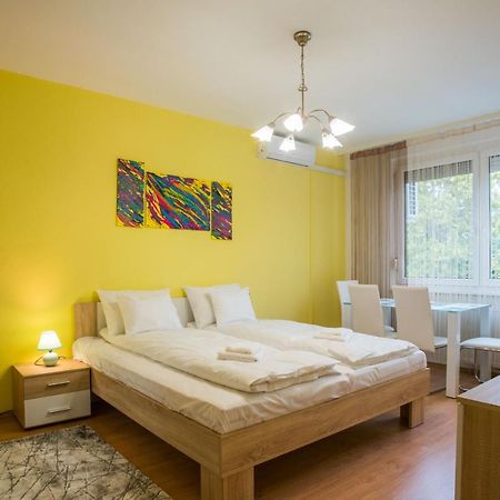 Otthon-Laksz Apartman Nyíregyháza Esterno foto