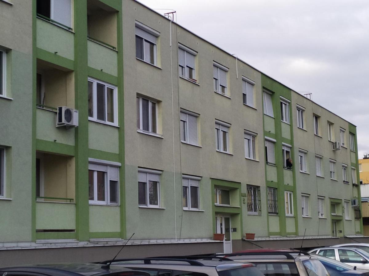 Otthon-Laksz Apartman Nyíregyháza Esterno foto